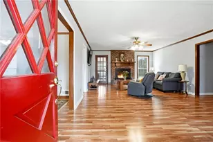 2572 Plum St, Snellville, GA 30078 - Photo 2