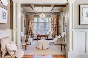 1005 Heards Ferry Rd, Sandy Springs, GA 30328 - Photo 10