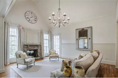 1005 Heards Ferry Road, Sandy Springs, GA 30328 - Photo 6