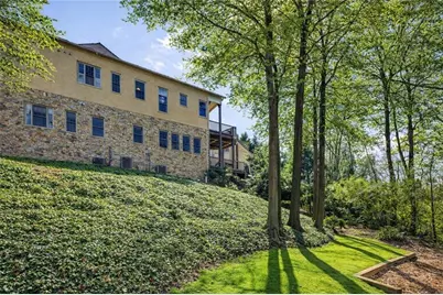 1005 Heards Ferry Road, Sandy Springs, GA 30328 - Photo 26