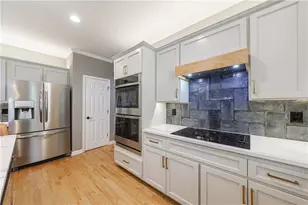 7110 Amberleigh Way, Johns Creek, GA 30097 - Photo 16