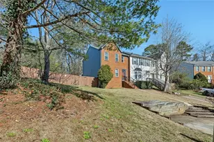 1704 Cedar Bluff Way, Marietta, GA 30062 - Photo 2