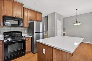 1186 Lake Point Way, Suwanee, GA 30024 - Photo 8