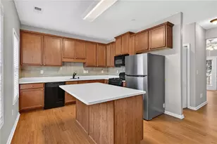 1186 Lake Point Way, Suwanee, GA 30024 - Photo 6