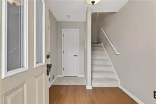 1186 Lake Point Way, Suwanee, GA 30024 - Photo 4