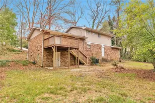 5900 Simone Dr, Stone Mountain, GA 30087 - Photo 6