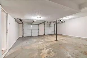 5900 Simone Dr, Stone Mountain, GA 30087 - Photo 30