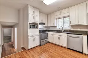 5900 Simone Dr, Stone Mountain, GA 30087 - Photo 16