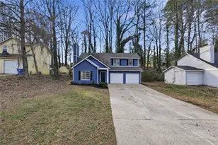 5335 Forest Downs Ln, South Fulton, GA 30349 - Photo 2