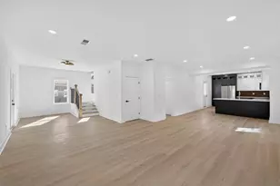 1046 Mayson Turner Rd NW, Atlanta, GA 30314 - Photo 12