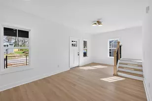 1046 Mayson Turner Rd NW, Atlanta, GA 30314 - Photo 14