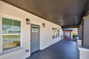 1046 Mayson Turner Rd NW, Atlanta, GA 30314 - Photo 4