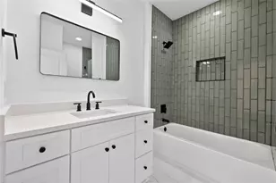 1046 Mayson Turner Rd NW, Atlanta, GA 30314 - Photo 32