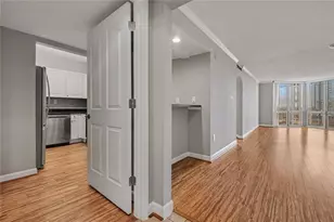 2870 Pharr Ct NW, Atlanta, GA 30305 - Photo 4
