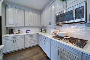 6988 Flagstone Wy, Flowery Branch, GA 30542 - Photo 16