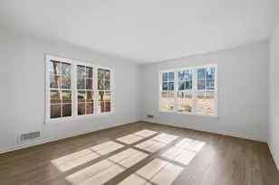 2751 Cedarbrook Dr, Marietta, GA 30066 - Photo 6