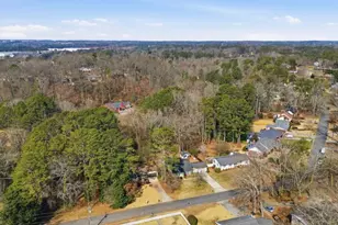 2751 Cedarbrook Dr, Marietta, GA 30066 - Photo 34