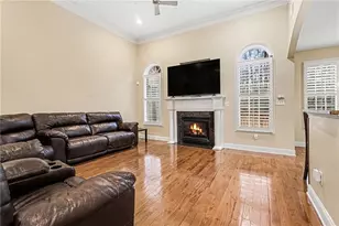 4597 Alpine Dr, Lilburn, GA 30047 - Photo 4