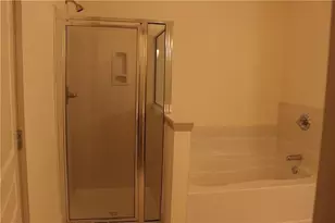 6065 Apple Rose Dr, Alpharetta, GA 30004 - Photo 20