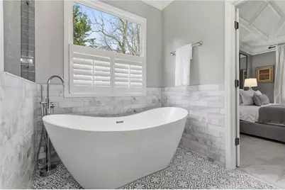 2136 Parkview Lane NW, Atlanta, GA 30318 - Photo 24