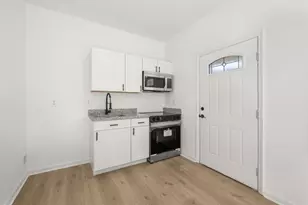 4410 Ross Estates Ct, Snellville, GA 30039 - Photo 4