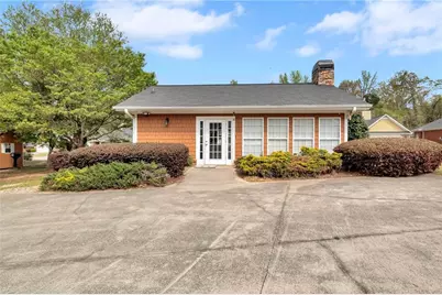 2560 Rosehill Circle, Lithia Springs, GA 30122 - Photo 28