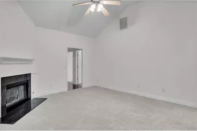 2560 Rosehill Circle, Lithia Springs, GA 30122 - Photo 8