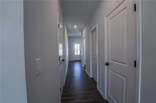 4406 Buttonwood Ln, Lilburn, GA 30047 - Photo 4