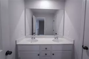 4406 Buttonwood Ln, Lilburn, GA 30047 - Photo 38