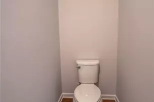 4406 Buttonwood Ln, Lilburn, GA 30047 - Photo 6