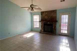 4795 Wyndam Dr, Stone Mountain, GA 30088 - Photo 8