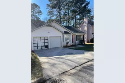 4795 Wyndam Drive, Stone Mountain, GA 30088 - Photo 4