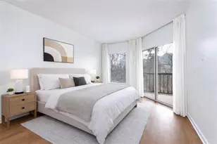 1 Biscayne Dr, Atlanta, GA 30309 - Photo 2