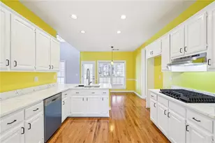 2660 Peregrine Ct, Suwanee, GA 30024 - Photo 16