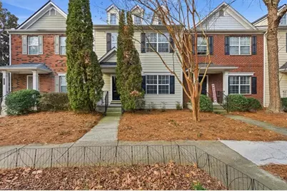 1202 Charleston Court, Woodstock, GA 30188 - Photo 4