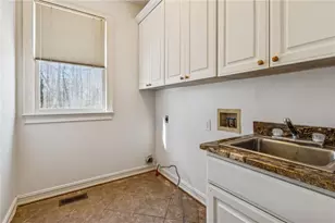 4645 Hamptons Dr, Alpharetta, GA 30004 - Photo 56