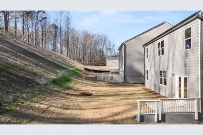 2907 Daxton Lane N, Gainesville, GA 30507 - Photo 4