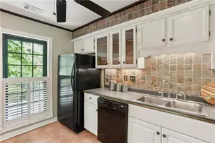 23101 Plantation Dr NE, Atlanta, GA 30324 - Photo 20