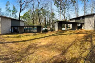 1277 Goodwin Rd NE, Atlanta, GA 30324 - Photo 6