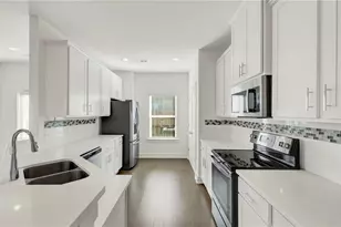 1903 Plainsboro Dr, Lithonia, GA 30058 - Photo 4