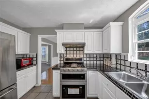 415 Madison Chase Dr, Lawrenceville, GA 30045 - Photo 16