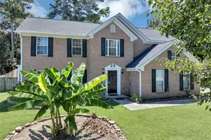 415 Madison Chase Dr, Lawrenceville, GA 30045 - Photo 2