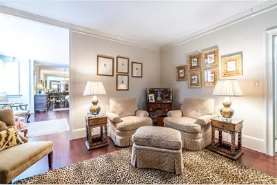 2734 Peachtree Road NW #A404, Atlanta, GA 30305 - Photo 30