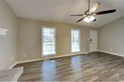 379 Sumer Lane N, Douglasville, GA 30134 - Photo 4