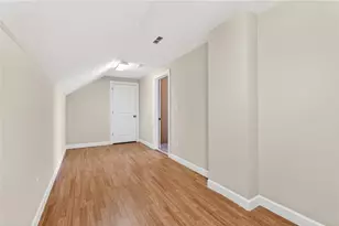 1311 Lullwater Park Cir, Atlanta, GA 30306 - Photo 32