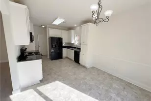 164 Thorncrest Ct, Tucker, GA 30084 - Photo 10