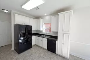 164 Thorncrest Ct, Tucker, GA 30084 - Photo 12