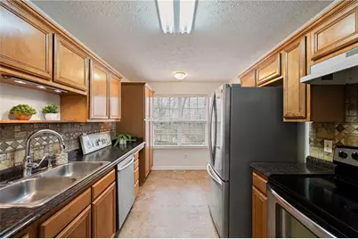 3922 Fraser Circle, Gainesville, GA 30506 - Photo 12