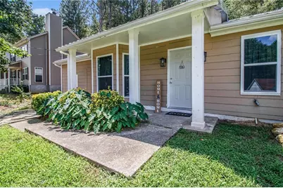 6945 Brown Drive S, Fairburn, GA 30213 - Photo 4