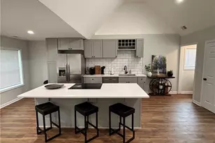 1739 Carter Cir, Atlanta, GA 30344 - Photo 4